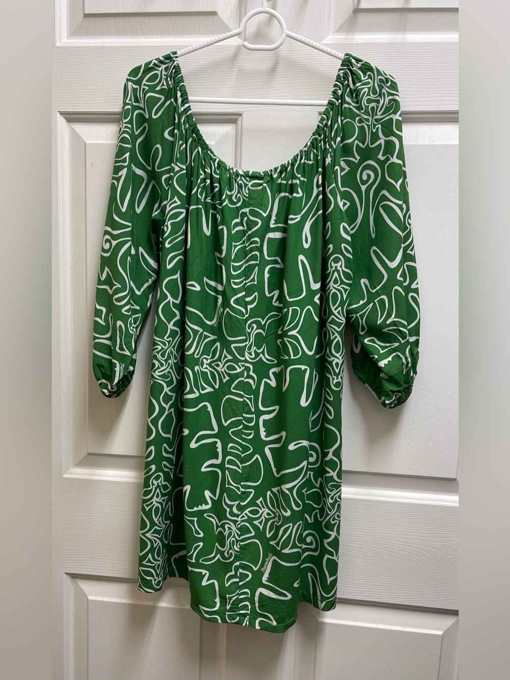 MANUHEALI’I Hawaiian Green Floral Tie Round Neck 3/4 Sleeves Aloha Top Size XL - Picture 2 of 4